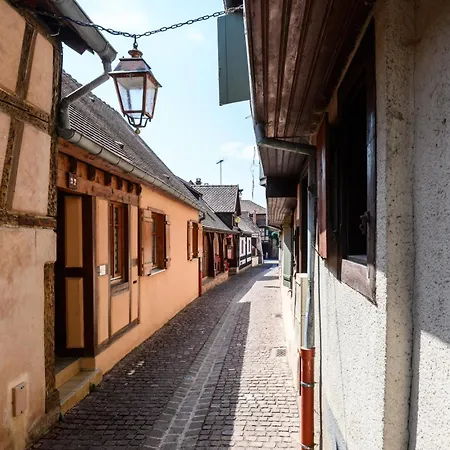 Aux Deux Tours